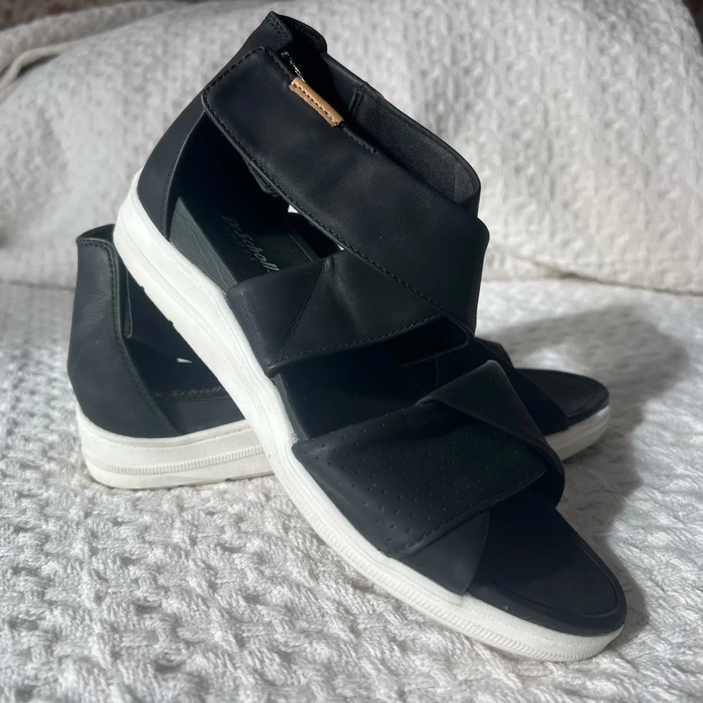 Dr. Scholl's Black & White Strap Low Wedge Sandals Women's Time Off Fun 7M - Picture 3 of 6